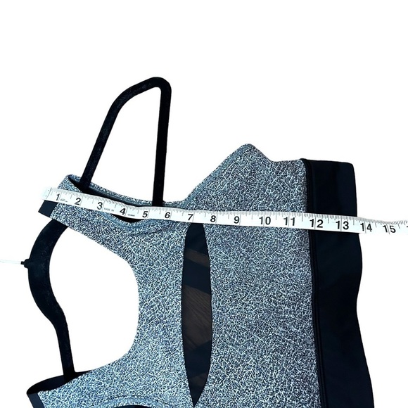 LULULEMON Run The Day Bra - Picture 10 of 10